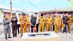 Bupati Dompu Dampingi Wamen Fahri Hamzah Resmikan Penataan Kawasan Strategis di Desa Soro